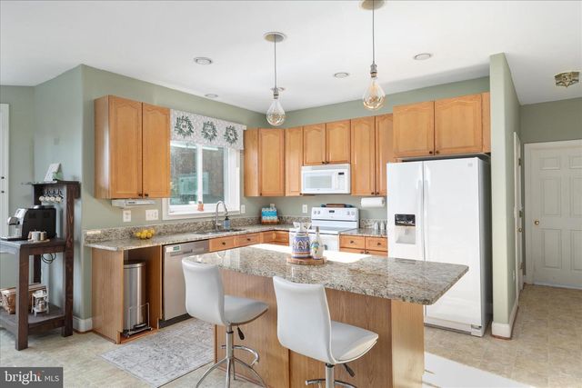 146 DARBY DR, Winchester, VA 22602