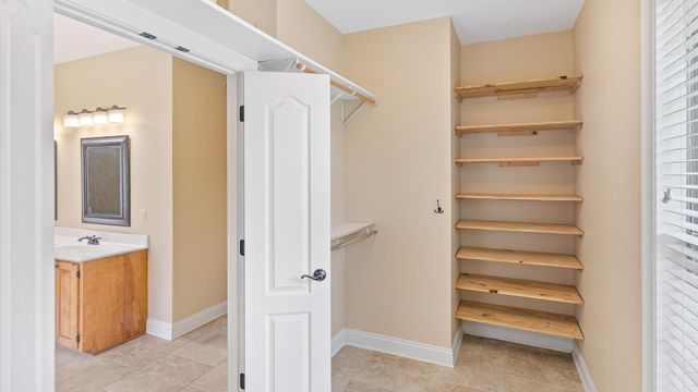 273 Brentwood Dr, Houma, LA 70360