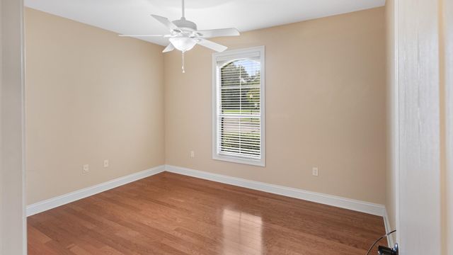 273 Brentwood Dr, Houma, LA 70360