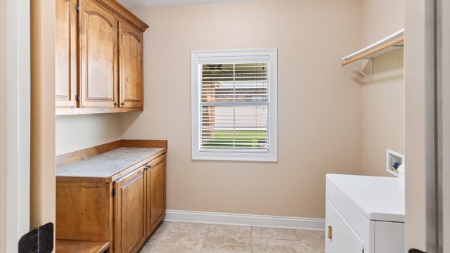 273 Brentwood Dr, Houma, LA 70360