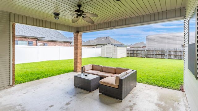 273 Brentwood Dr, Houma, LA 70360