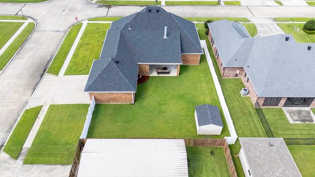 273 Brentwood Dr, Houma, LA 70360
