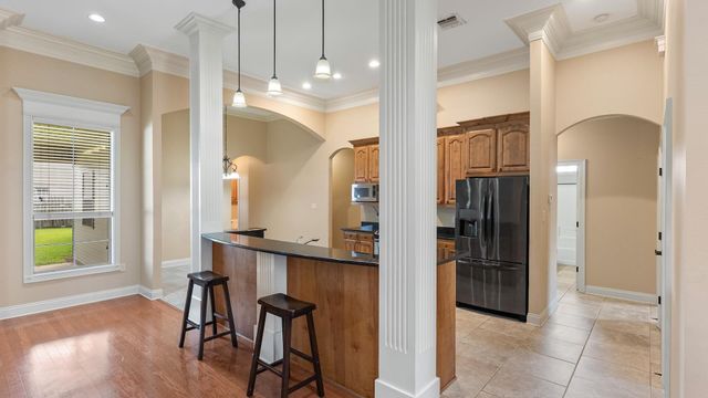 273 Brentwood Dr, Houma, LA 70360