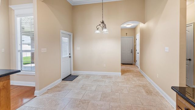 273 Brentwood Dr, Houma, LA 70360