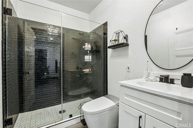 1127 W 5th, Santa Ana, CA 92703