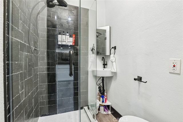 1127 W 5th, Santa Ana, CA 92703
