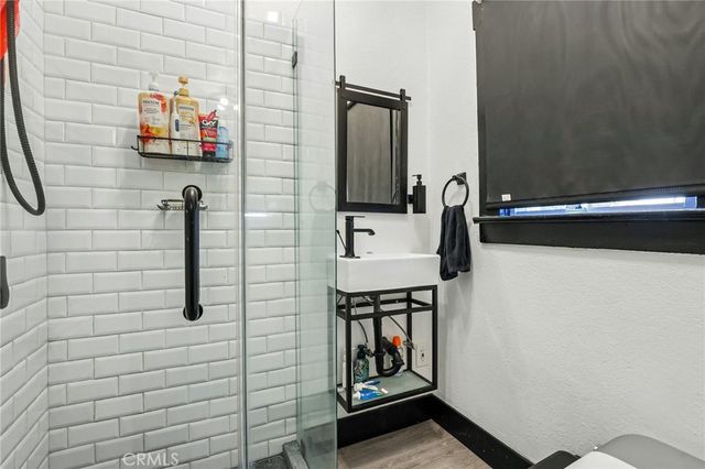 1127 W 5th, Santa Ana, CA 92703