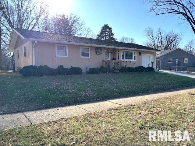 2138 W LAWRENCE Avenue, Springfield, IL 62704