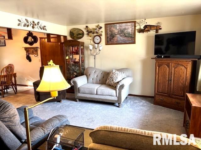 2138 W LAWRENCE Avenue, Springfield, IL 62704