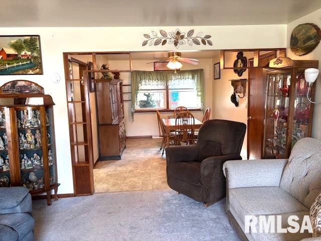 2138 W LAWRENCE Avenue, Springfield, IL 62704