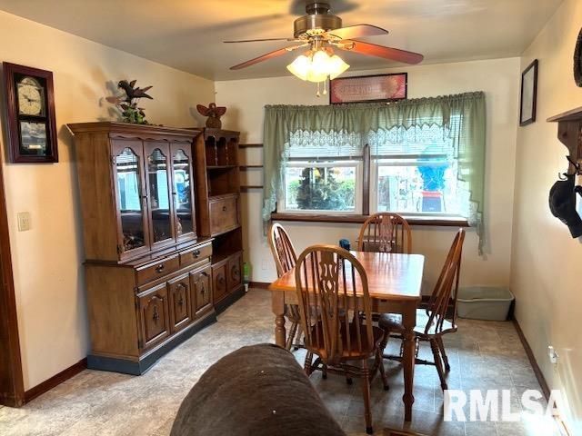 2138 W LAWRENCE Avenue, Springfield, IL 62704