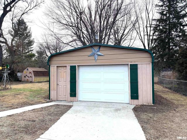 2138 W LAWRENCE Avenue, Springfield, IL 62704