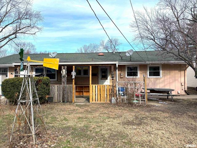 2138 W LAWRENCE Avenue, Springfield, IL 62704