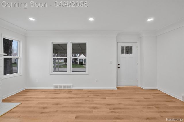 14910 Aubrey, Redford Charter Township, MI 48239