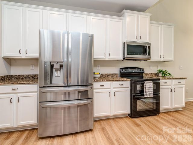 3428 Park South Station Boulevard, Charlotte, NC 28210