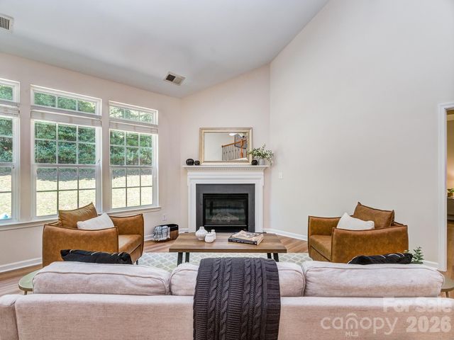 3428 Park South Station Boulevard, Charlotte, NC 28210