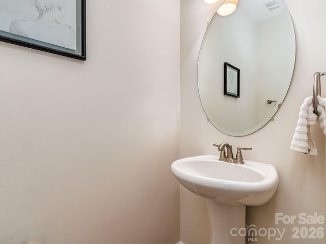 3428 Park South Station Boulevard, Charlotte, NC 28210