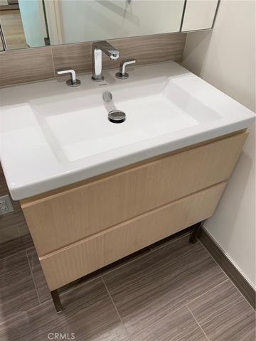 877 Francisco Street 1526, Los Angeles, CA 90017