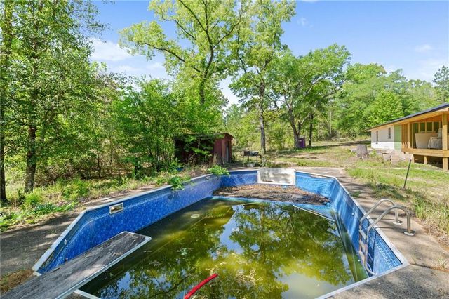 15690 Sandy Ridge Road, Chunchula, AL 36521