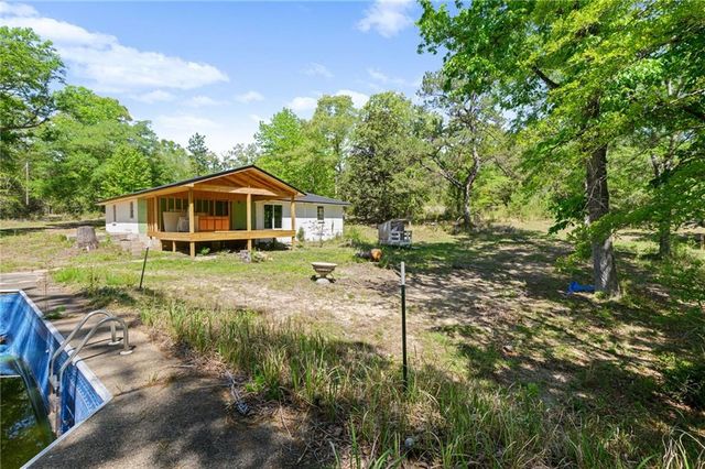 15690 Sandy Ridge Road, Chunchula, AL 36521