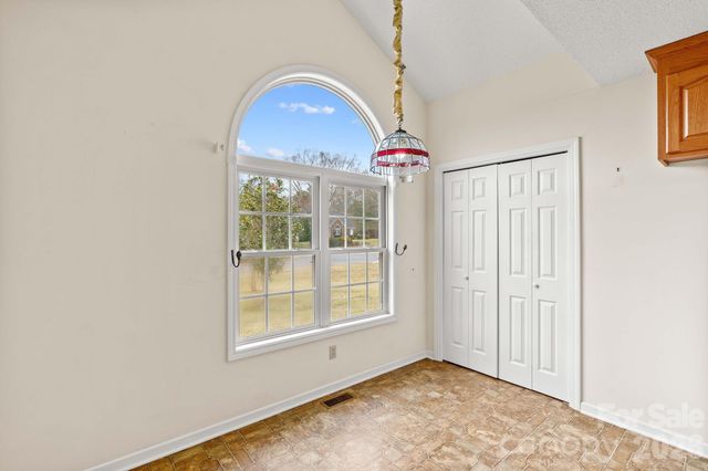 1082 Kingsway Drive, Salisbury, NC 28146