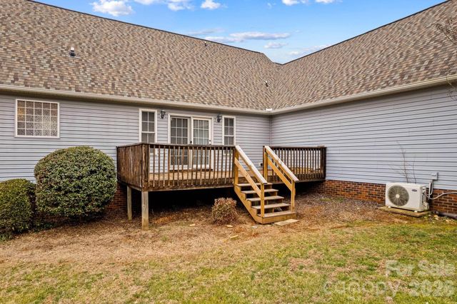 1082 Kingsway Drive, Salisbury, NC 28146