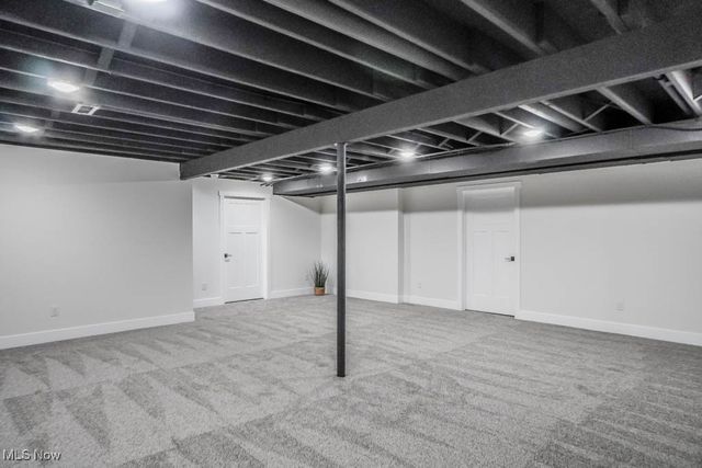 13025 Sunset Circle NW, Uniontown, OH 44685