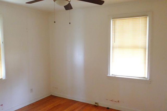 1975 CLOVERDALE DR, Memphis, TN 38114