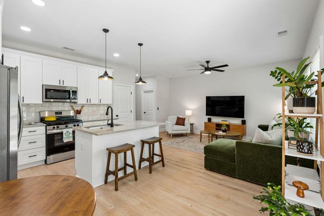 954 Channing Street, Charleston, SC 29407