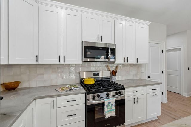 954 Channing Street, Charleston, SC 29407