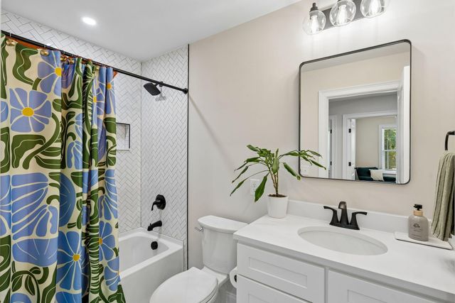 954 Channing Street, Charleston, SC 29407