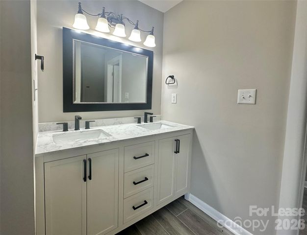 9809 Emerald Point Drive 2, Charlotte, NC 28278