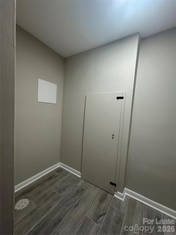 9809 Emerald Point Drive 2, Charlotte, NC 28278