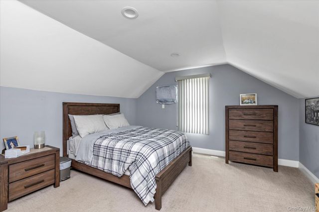 65 Liggett Road, Valley Stream, NY 11581