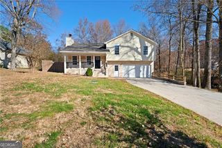 3323 Old Oaks Road, Buford, GA 30519
