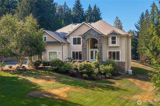 17921 64th Street E, Lake Tapps, WA 98391