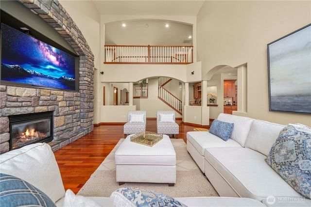 17921 64th Street E, Lake Tapps, WA 98391