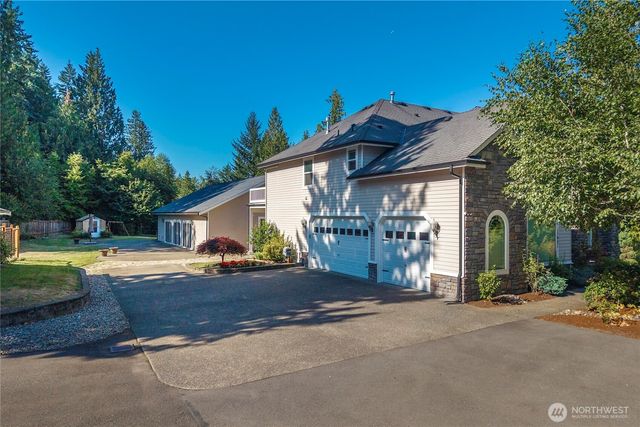 17921 64th Street E, Lake Tapps, WA 98391
