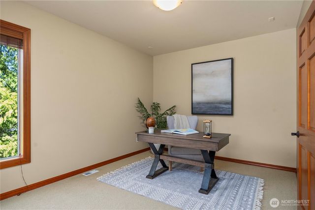 17921 64th Street E, Lake Tapps, WA 98391