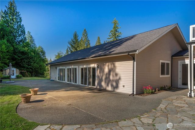 17921 64th Street E, Lake Tapps, WA 98391