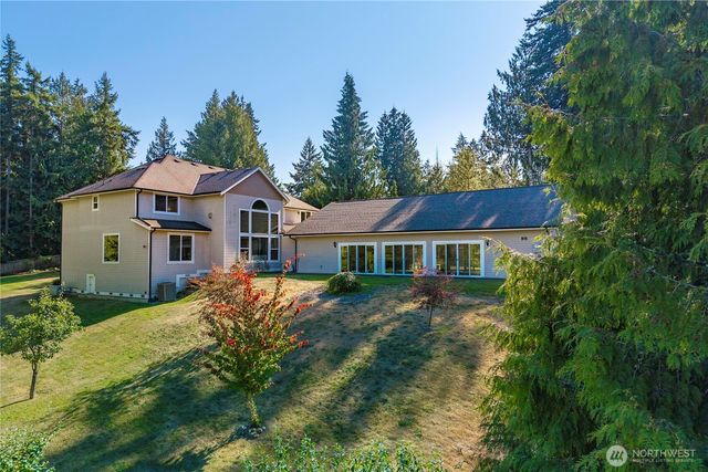 17921 64th Street E, Lake Tapps, WA 98391