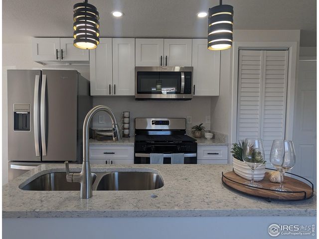 221 W 57th St 89B, Loveland, CO 80538