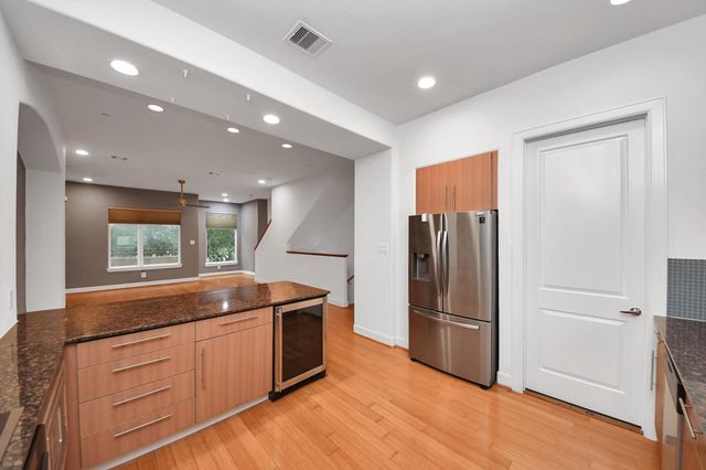 1403 Delano Street 6, Houston, TX 77003