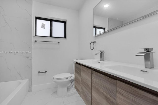 7756 Embassy Blvd, Miramar, FL 33023