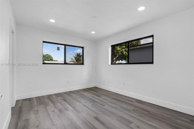 7756 Embassy Blvd, Miramar, FL 33023