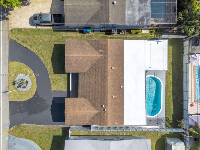 7756 Embassy Blvd, Miramar, FL 33023