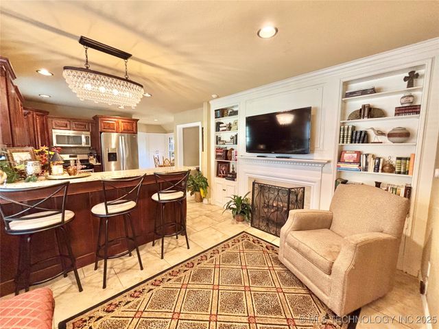 1406 Country Club Road, Mcalester, OK 74501