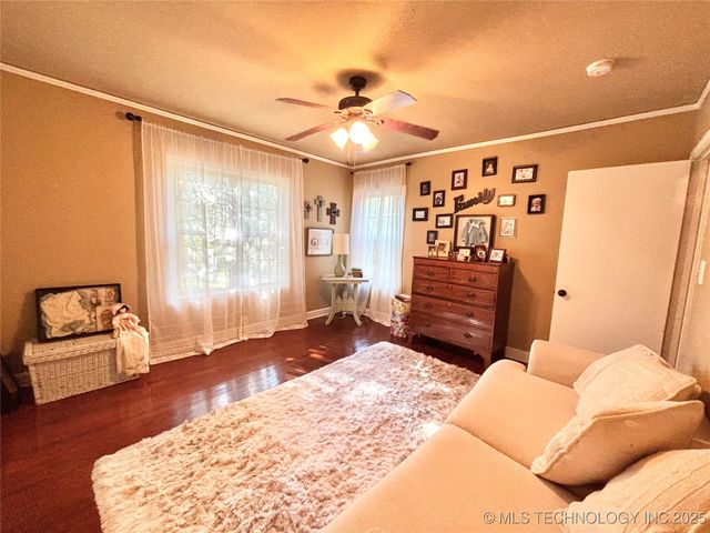 1406 Country Club Road, Mcalester, OK 74501