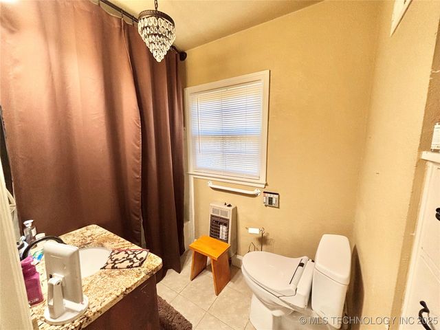 1406 Country Club Road, Mcalester, OK 74501