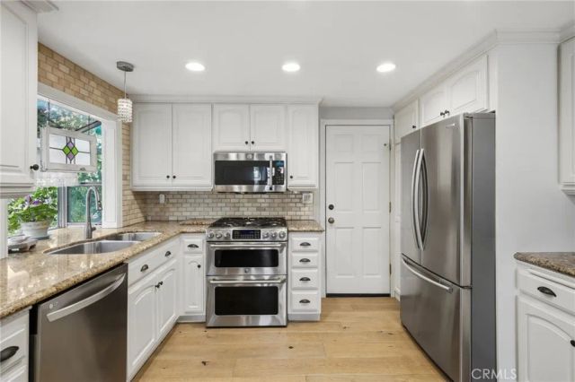 32146 Green Hill Drive, Castaic, CA 91384